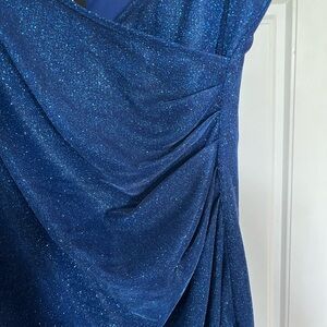 szXXL - Shimmering Blue Dress. Absolutely gorgeous!